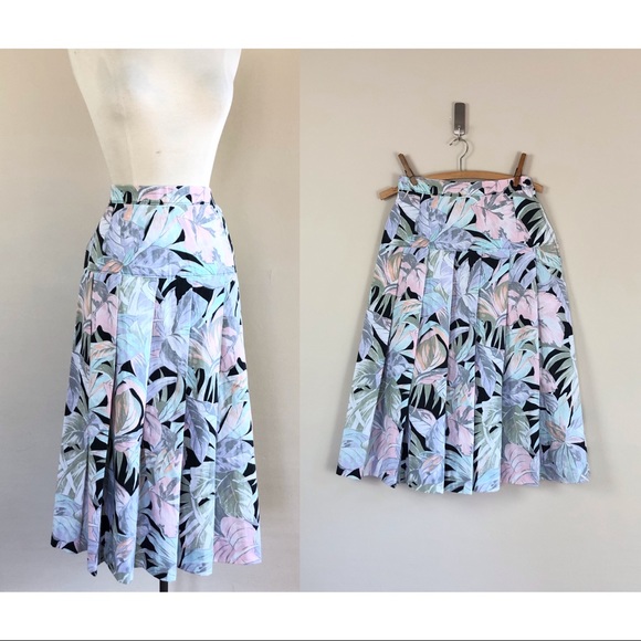 Vintage Dresses & Skirts - vintage pastel black floral tricks print midi skirt | 80s botanical pleated